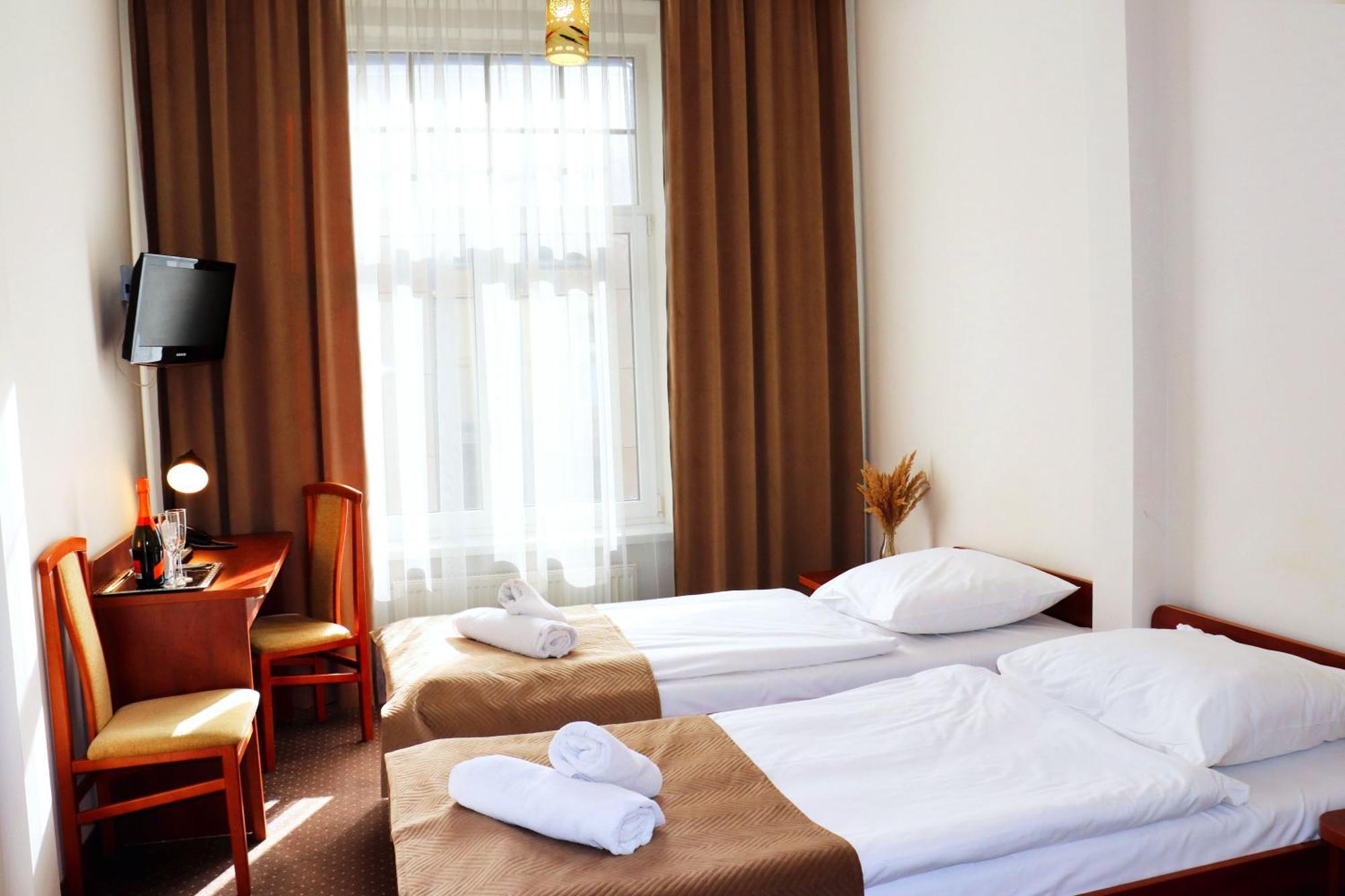 Hotel Lothus Wroclaw Exterior photo